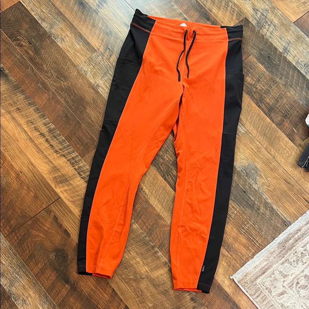 Outdoor Afro + REI Co-op 7/8 leggings